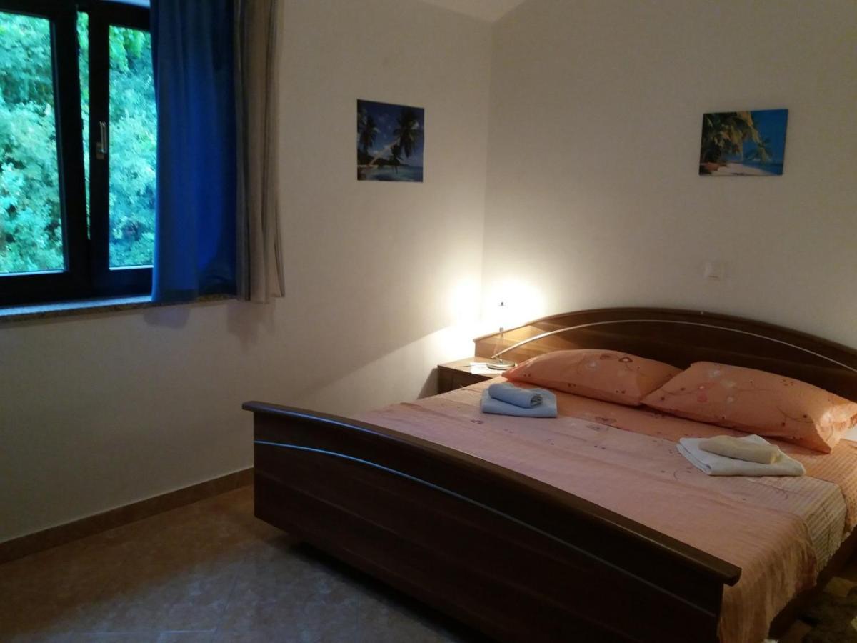 Apartment Rb Omišalj Eksteriør bilde