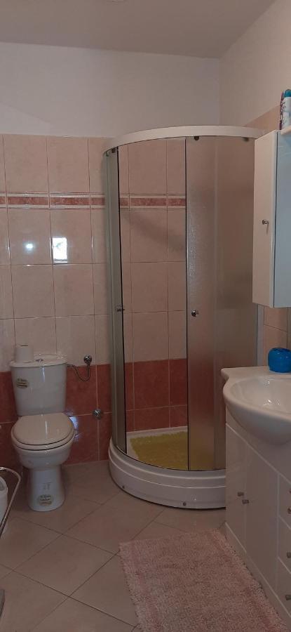 Apartment Rb Omišalj Eksteriør bilde