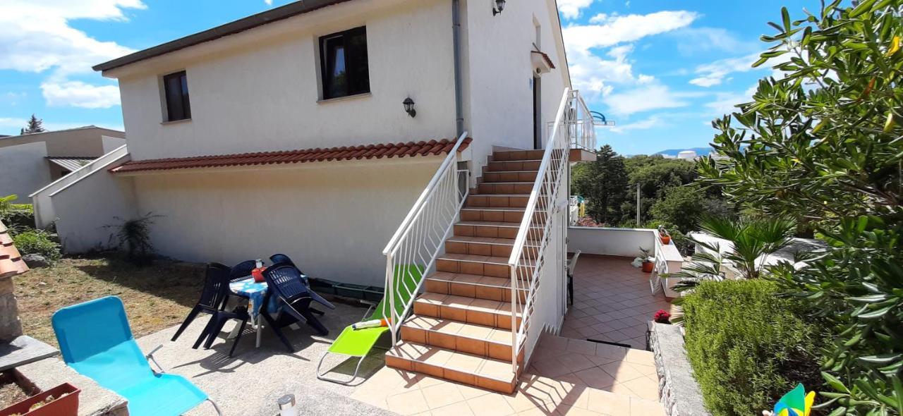 Apartment Rb Omišalj Eksteriør bilde