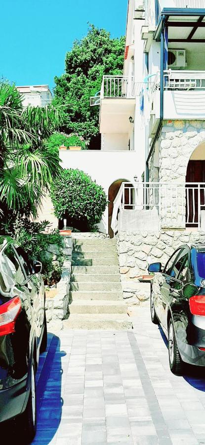 Apartment Rb Omišalj Eksteriør bilde