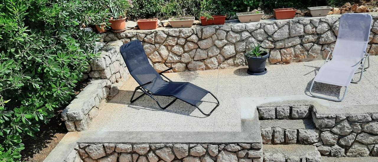 Apartment Rb Omišalj Eksteriør bilde