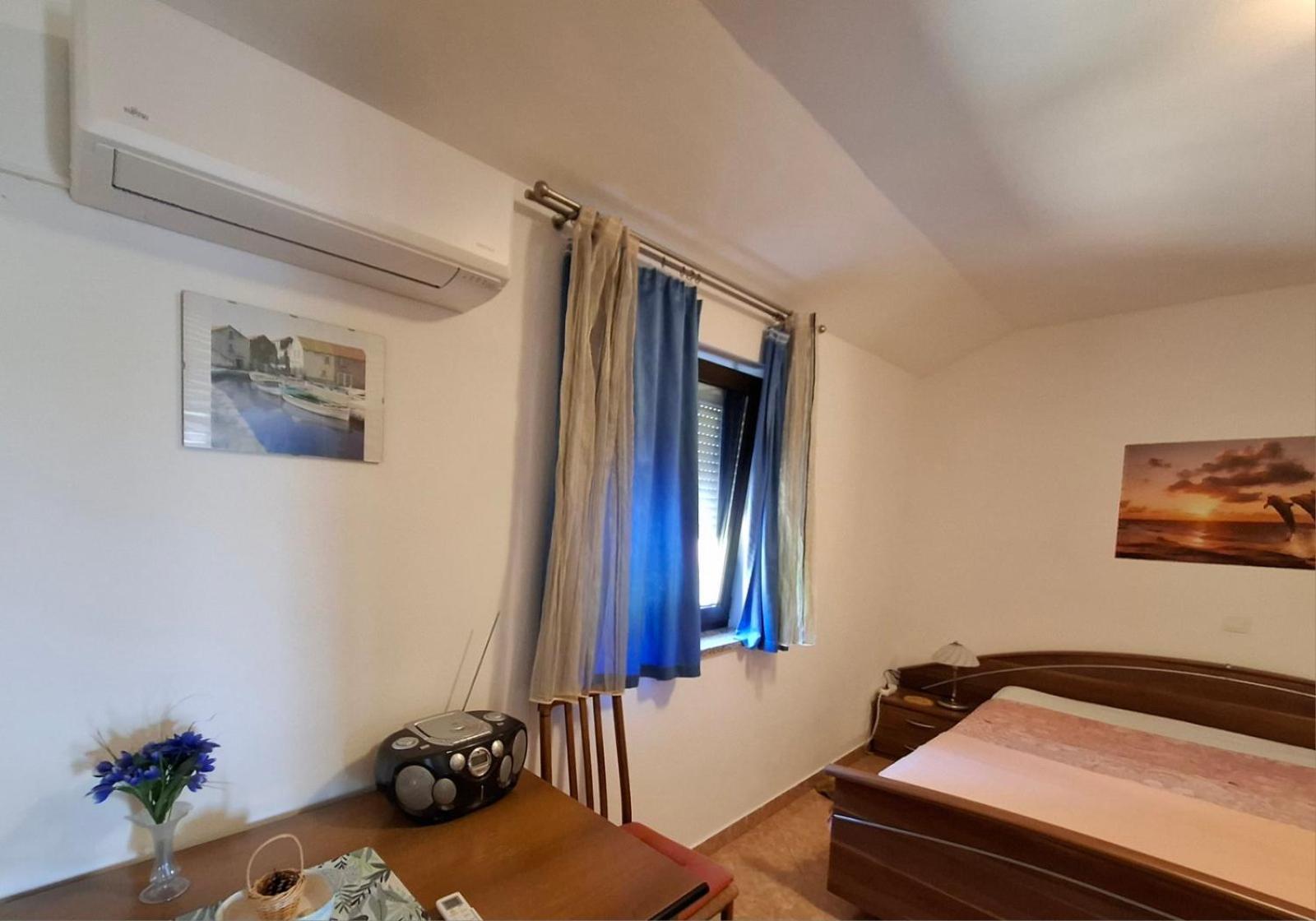 Apartment Rb Omišalj Eksteriør bilde